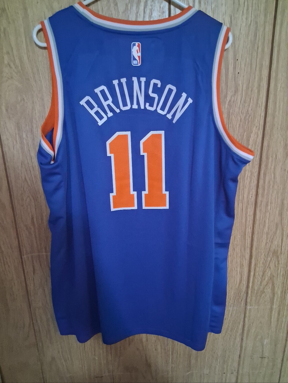 Mystery Sports Card With Jalen Brunson New York Knicks XXL Icon Jersey